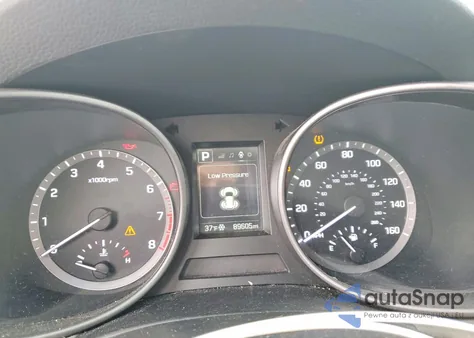 2017 Hyundai Santa Fe Sport 2.4L из США, поврежденный, VIN 5NMZTDLB6HH025113